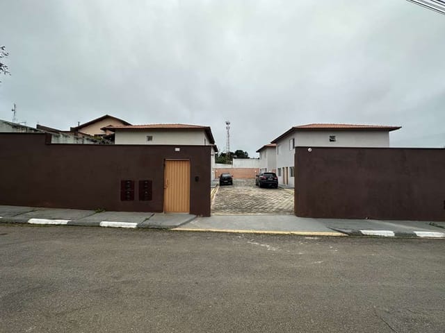 Sobrado com 130m² 2 quartos e 1 banheiro, à venda, no bairro Chácara Bel Verde em Vargem Grande Paulista