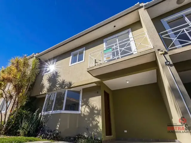Casa com 116m² 3 quartos e 3 banheiros, para alugar, no bairro Capão Raso em Curitiba