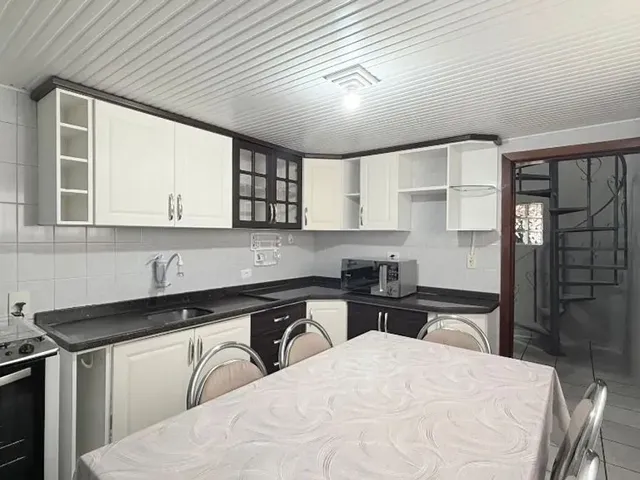 Casa com 100m² 3 quartos e 2 banheiros, à venda, no bairro Barreirinha em Curitiba