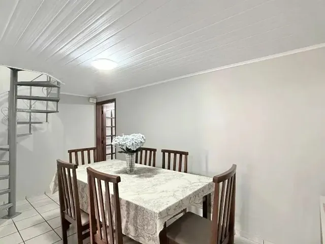 Casa com 100m² 3 quartos e 2 banheiros, à venda, no bairro Barreirinha em Curitiba