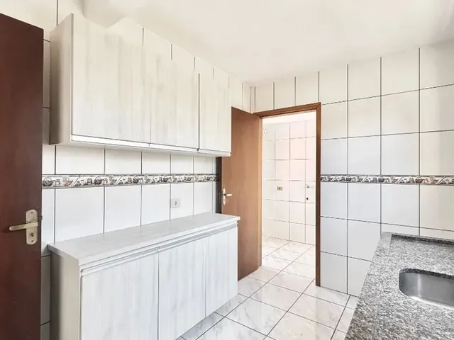 Casa com 132m² 3 quartos e 2 banheiros, à venda, no bairro São Braz em Curitiba