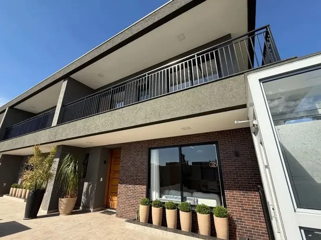 Sobrado com 144m² 3 quartos e 3 banheiros, à venda, no bairro Santa Felicidade em Curitiba