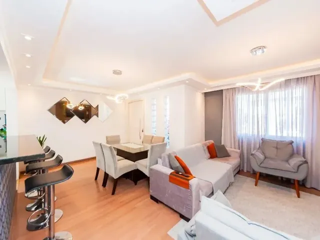 Sobrado com 214m² 3 quartos e 2 banheiros, à venda, no bairro Santa Felicidade em Curitiba