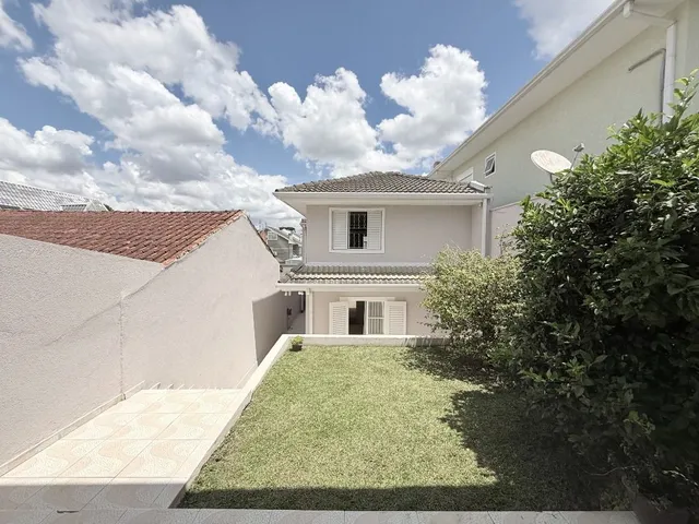 Casa com 214m² 3 quartos e 2 banheiros, à venda, no bairro Santa Felicidade em Curitiba