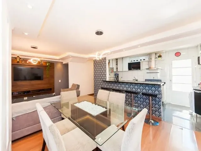 Sobrado com 214m² 3 quartos e 2 banheiros, à venda, no bairro Santa Felicidade em Curitiba