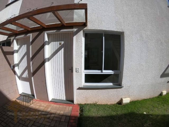 Sobrado com 48m² 2 quartos e 2 banheiros, à venda, no bairro Santana em Cotia