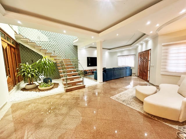 Sobrado com 345m² 5 quartos e 5 banheiros, à venda, no bairro Jardim Nossa Senhora do Carmo em São Paulo