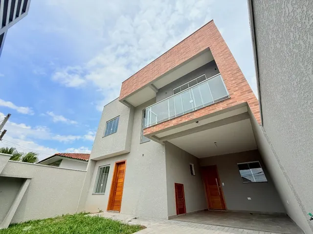 Sobrado com 129m² 3 quartos e 3 banheiros, à venda, no bairro São Braz em Curitiba