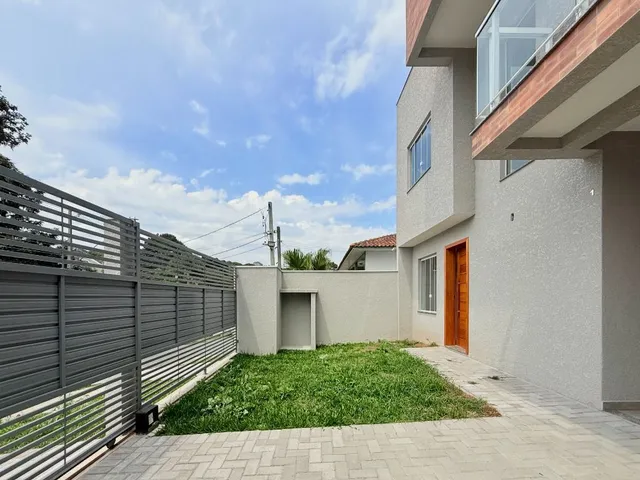 Sobrado com 129m² 3 quartos e 3 banheiros, à venda, no bairro São Braz em Curitiba