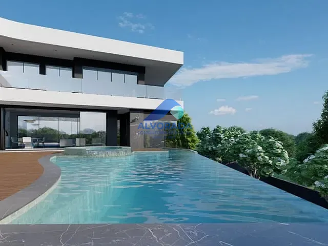 Sobrado com 2426m² 5 quartos e 6 banheiros, à venda, no bairro Reserva do Paratehy em São José dos Campos