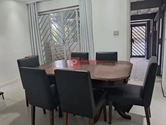 Sobrado com 96m² 4 quartos e 2 banheiros, para alugar, no bairro Campo Belo em São Paulo