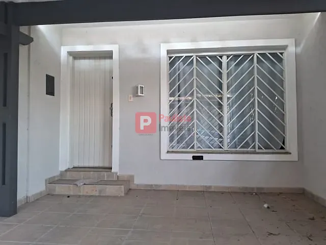 Sobrado com 96m² 4 quartos e 2 banheiros, para alugar, no bairro Campo Belo em São Paulo