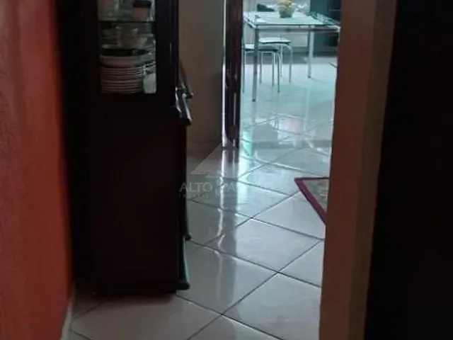 Sobrado com 129m² 3 quartos e 1 banheiro, à venda, no bairro Jardim Aracy em Mauá