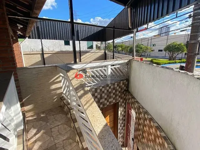 Sobrado com 250m², para alugar, no bairro Barcelona em São Caetano do Sul