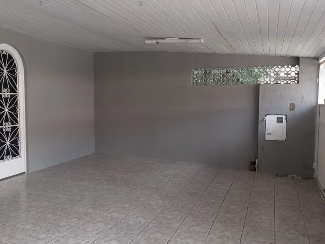 Sobrado com 280m² 3 quartos e 3 banheiros, para alugar, no bairro Tarumã em Curitiba