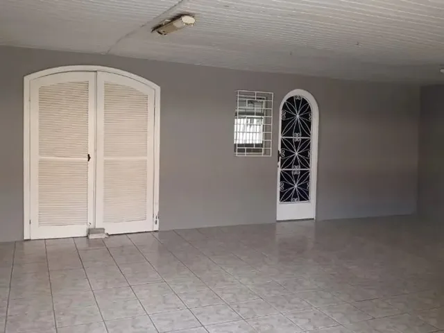Sobrado com 280m² 3 quartos e 3 banheiros, para alugar, no bairro Tarumã em Curitiba