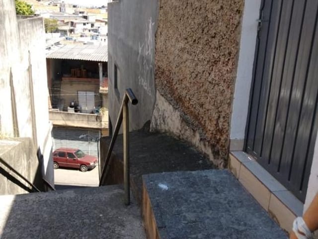 Sobrado com 125m² 2 quartos e 1 banheiro, à venda, no bairro Jardim Veloso em Osasco