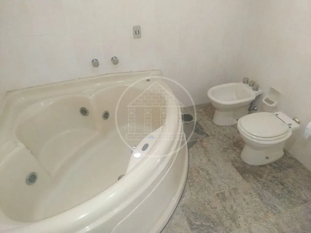 Sobrado, 4 quartos, 242 m² - Foto 42