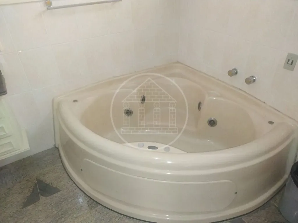 Sobrado, 4 quartos, 242 m² - Foto 43