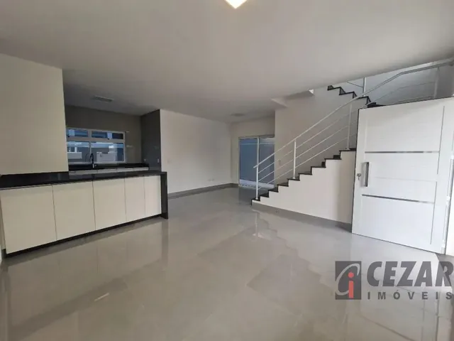 Sobrado 3 quartos e 1 banheiro, para alugar, no bairro Bairro Alto em Curitiba