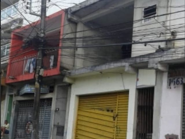 Sobrado com 135m² 2 quartos e 2 banheiros, à venda, no bairro Parque Imperial em Barueri