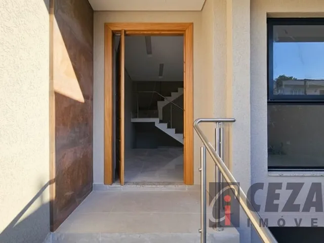 Sobrado com 120m² 3 quartos e 1 banheiro, à venda, no bairro Bom Retiro em Curitiba