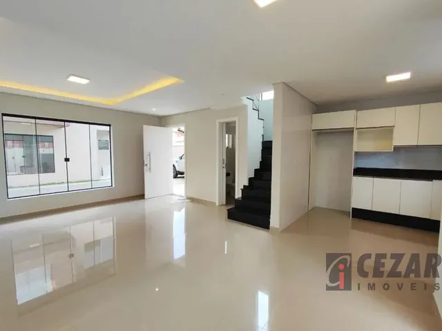 Casa 3 quartos e 1 banheiro, para alugar, no bairro Bairro Alto em Curitiba
