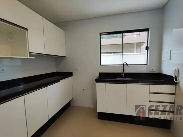 Casa 3 quartos e 1 banheiro, para alugar, no bairro Bairro Alto em Curitiba