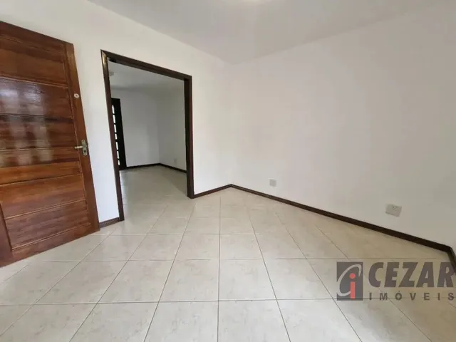 Sobrado 3 quartos e 1 banheiro, para alugar, no bairro Atuba em Curitiba