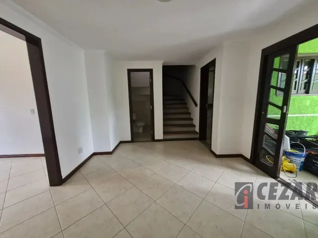 Sobrado 3 quartos e 1 banheiro, para alugar, no bairro Atuba em Curitiba