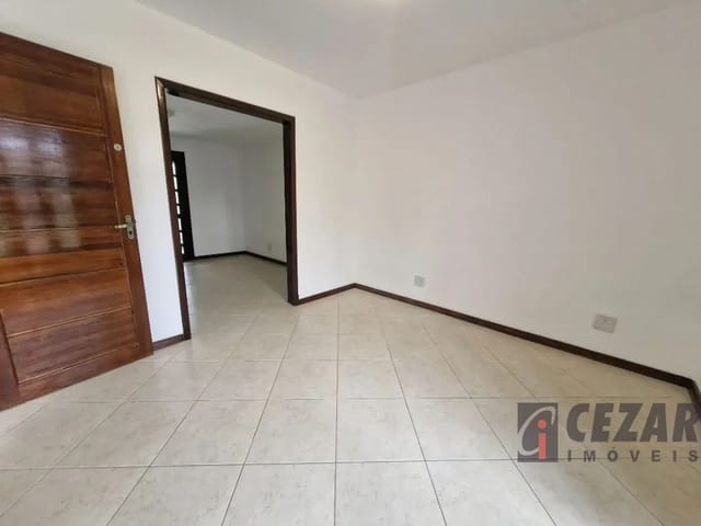 Sobrado 3 quartos e 1 banheiro, para alugar, no bairro Atuba em Curitiba