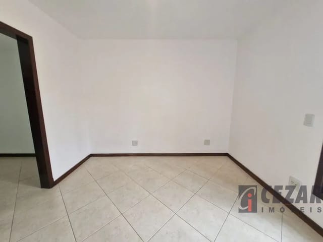 Sobrado 3 quartos e 1 banheiro, para alugar, no bairro Atuba em Curitiba