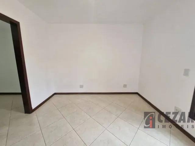 Sobrado 3 quartos e 1 banheiro, para alugar, no bairro Atuba em Curitiba