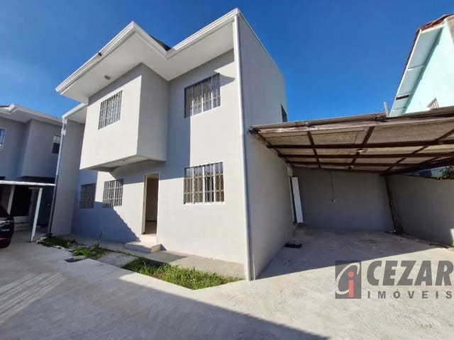 Sobrado com 500m² 3 quartos e 1 banheiro, para alugar, no bairro Bairro Alto em Curitiba