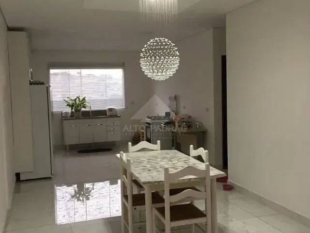 Sobrado com 125m² 3 quartos e 1 banheiro, à venda, no bairro Parque São Vicente em Mauá
