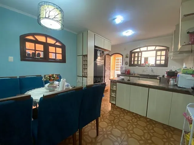 Sobrado com 125m² 4 quartos e 3 banheiros, à venda, no bairro Jardim Alzira Franco em Santo André