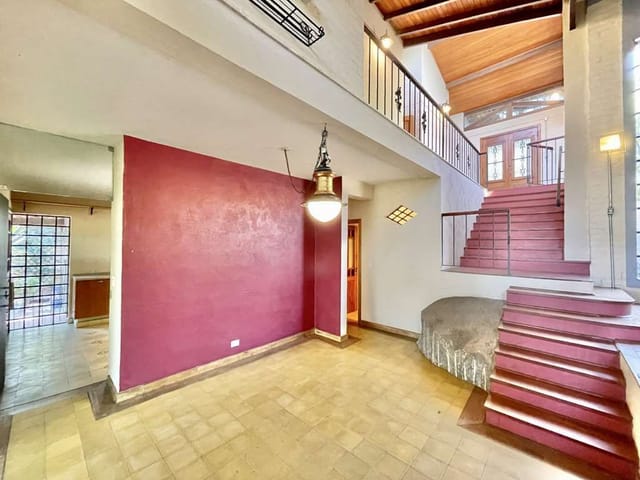 Sobrado com 1107m² 4 quartos e 4 banheiros, à venda, no bairro Altos de São Fernando em Jandira