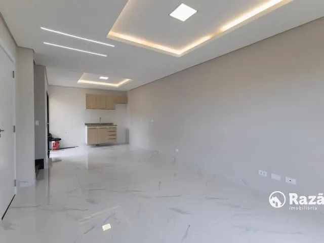 Casa 3 quartos e 4 banheiros, para alugar, no bairro Bairro Alto em Curitiba