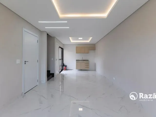 Casa 3 quartos e 4 banheiros, para alugar, no bairro Bairro Alto em Curitiba