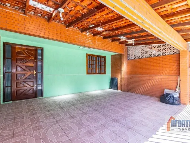 Casa com 122m² 3 quartos e 2 banheiros, à venda, no bairro Boqueirão em Curitiba