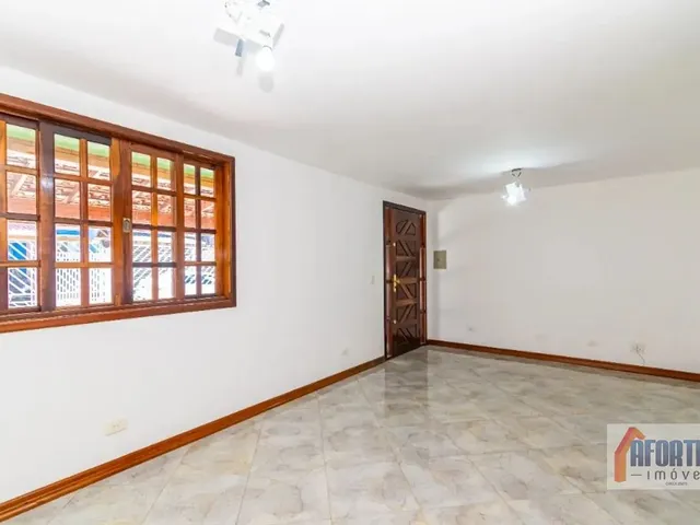 Casa com 122m² 3 quartos e 2 banheiros, à venda, no bairro Boqueirão em Curitiba