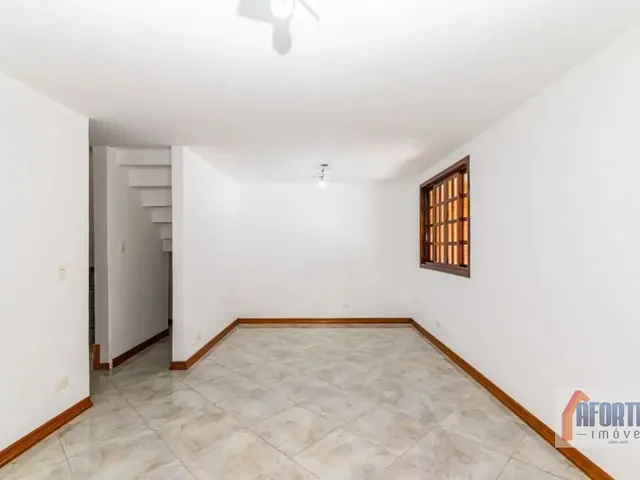 Casa com 122m² 3 quartos e 2 banheiros, à venda, no bairro Boqueirão em Curitiba