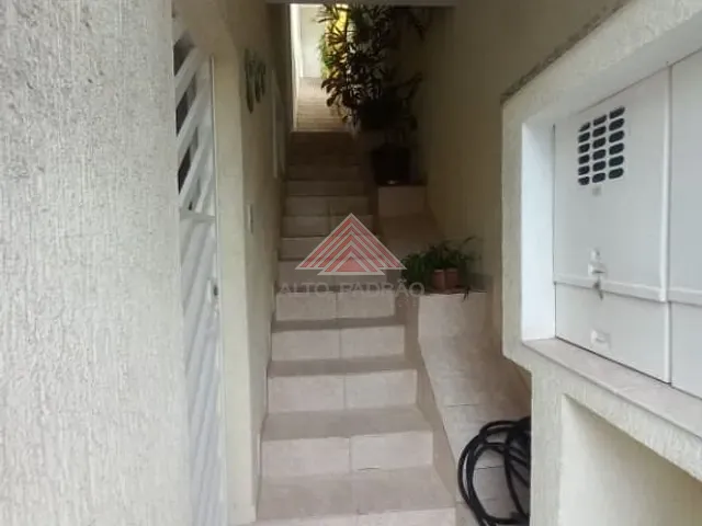 Sobrado com 125m² 4 quartos e 5 banheiros, à venda, no bairro Jardim Zaira em Mauá