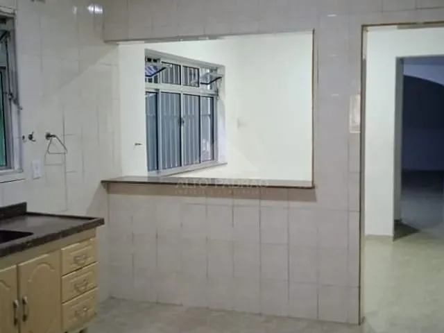 Sobrado com 152m² 4 quartos e 1 banheiro, à venda, no bairro Jardim Itapeva em Mauá