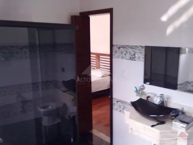 Sobrado 2 quartos e 1 banheiro, à venda, no bairro Vila Bocaina em Mauá