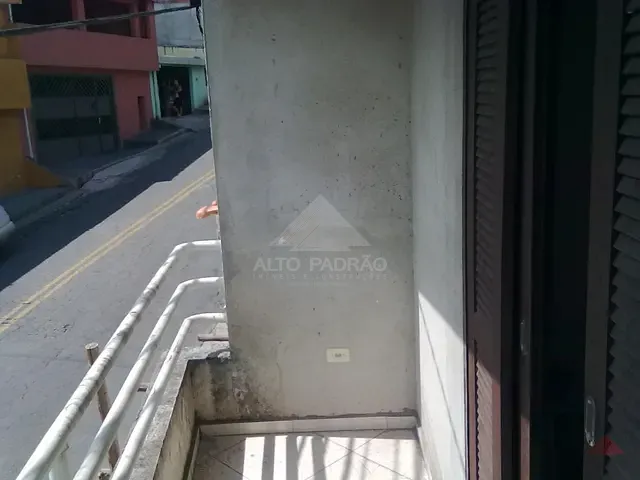 Sobrado 2 quartos e 1 banheiro, à venda, no bairro Vila Bocaina em Mauá