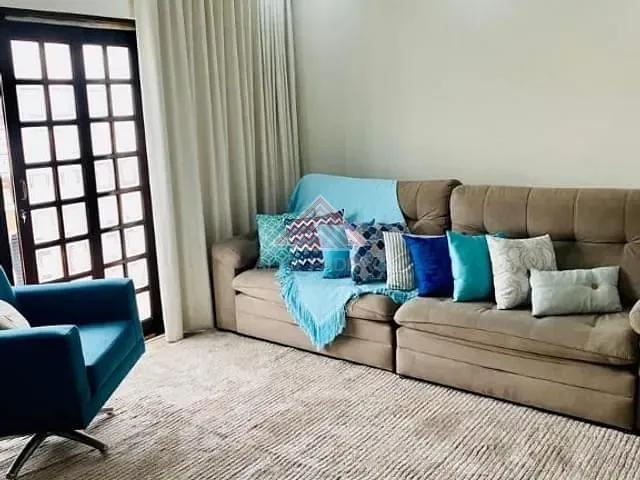 Sobrado com 125m² 2 quartos e 1 banheiro, à venda, no bairro Parque São Vicente em Mauá