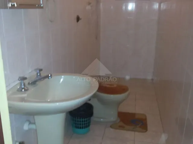 Sobrado 3 quartos e 2 banheiros, à venda, no bairro Vila Magini em Mauá
