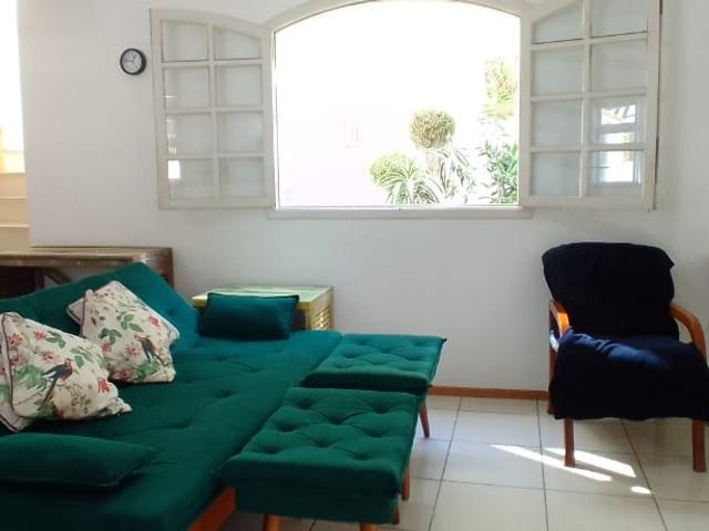 Sobrado com 418m² 4 quartos e 3 banheiros, à venda, no bairro Horizontal Park em Cotia