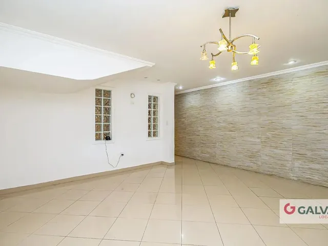 Sobrado 3 quartos e 4 banheiros, para alugar, no bairro Jardim Botânico em Curitiba
